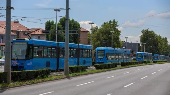 Tramvajske žice pale na ženu u centru Zagreba, ozlijeđena je: Oglasila se policija i ZET