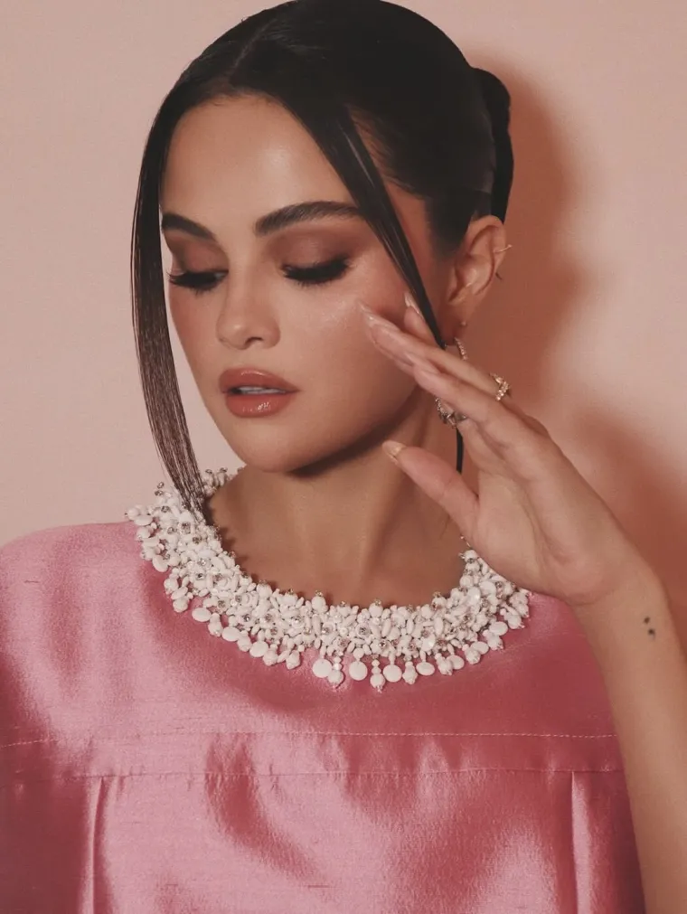 Suprug Selene Gomez obrijao pola glave, obožavatelji u nevjerici poručuju: 'Spasite je'