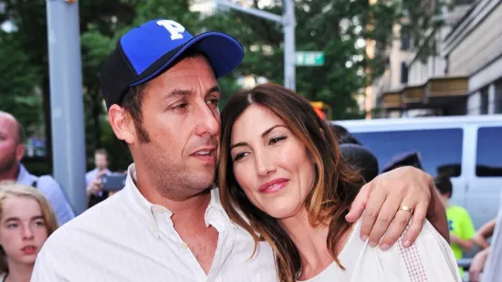 Adam Sandler podigao ljestvicu: Iznenadio suprugu za godi&scaron;njicu braka nesvakida&scaron;njim darom