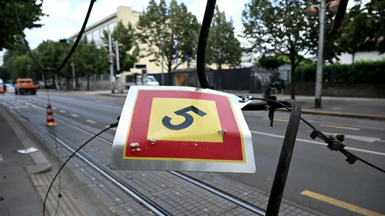 Doznajemo stanje žene na koju su pale tramvajske žice u centru Zagreba