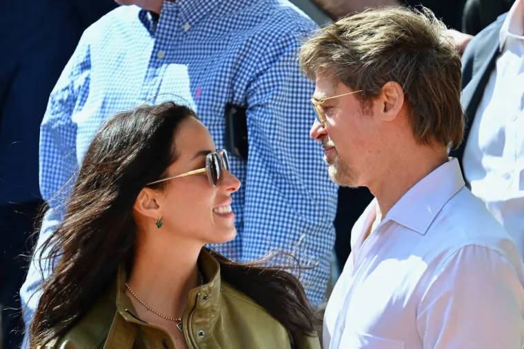 Brad Pitt želi dijete s 33 godine mlađom djevojkom: 'To mu je veći prioritet od vjenčanja'