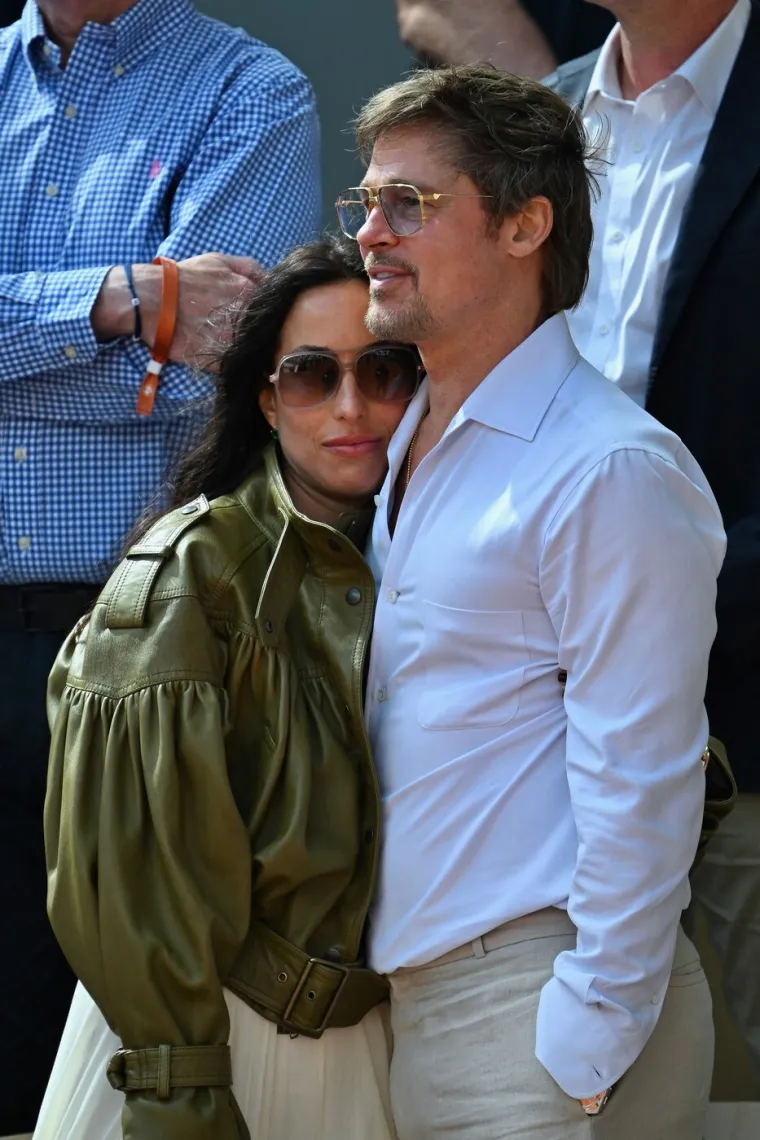 Brad Pitt želi dijete s 33 godine mlađom djevojkom: 'To mu je veći prioritet od vjenčanja'
