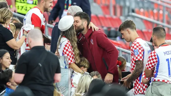 Adriana Ćaleta-Car raznježila objavom: Pogledajte kako su njezini sinovi slavili s Vatrenima