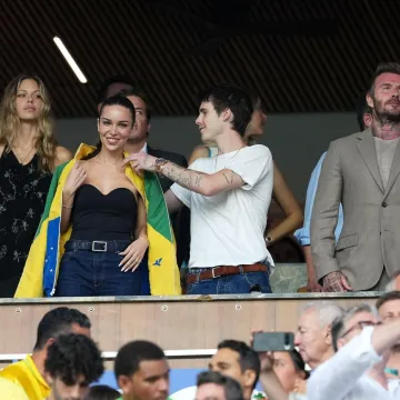 Omiljena snaha Victorije Beckham? Evo tko je deset godina starija djevojka Cruza Beckhama (21)