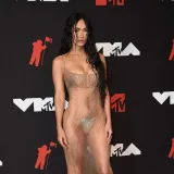 Megan Fox objavila zagonetnu poruku u izazovnom izdanju pa svojim pratiteljima ubrzala puls