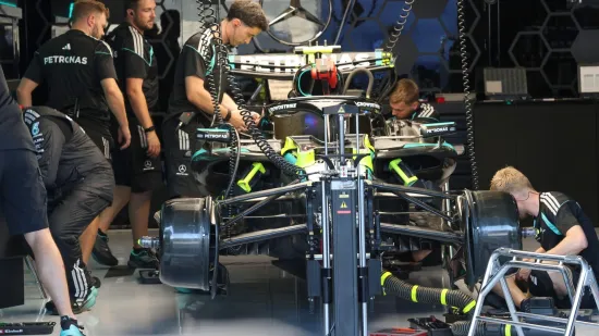 Mercedes prona&scaron;ao novu prednost, FIA nakon pritužbi konkurencije promijenila pravila
