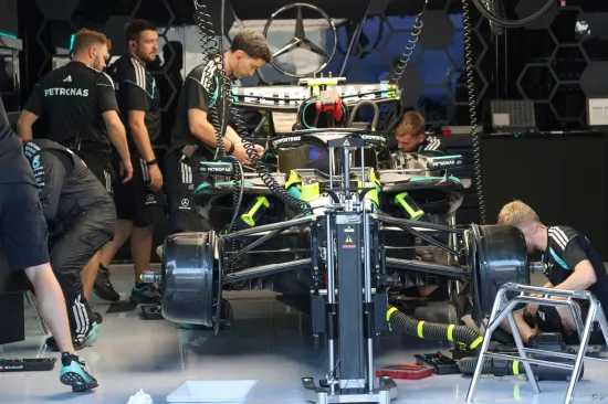 Mercedes prona&scaron;ao novu prednost, FIA nakon pritužbi konkurencije promijenila pravila