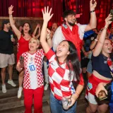 Odjekivali 'Ruža hrvatska' i 'Ni&scaron;ta kontra Splita': Pogledajte Kolindu u navijačkom deliriju!