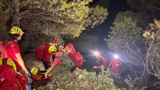 Na 36&deg;C ostali bez vode na Biokovu: Mladi bračni par spasio HGSS u dramatičnoj noćnoj akciji