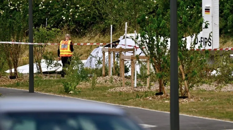 Stravična nesreća u Francuskoj: Sru&scaron;io se mali avion, najmanje 11 mrtvih