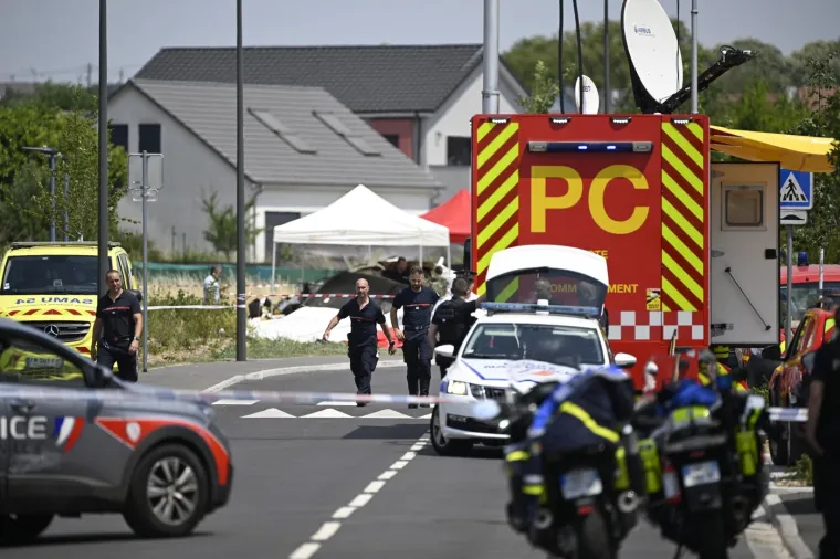Stravična nesreća u Francuskoj: Sru&scaron;io se mali avion, najmanje 11 mrtvih