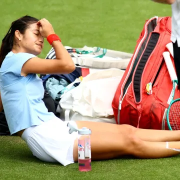 Drama uoči Wimbledona: Raducanu se mučila s ozljedom, sada čeka hrvatsku tenisačicu