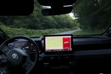Vozili smo SUV koji bri&scaron;e granice: Obiteljski automobil ili moćna sportska zvijer?