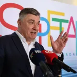 Milanović: 'Plenković vodi horde na Mundijal, a ne znam koga misli slati u Pariz, možda mažoretkinje?'