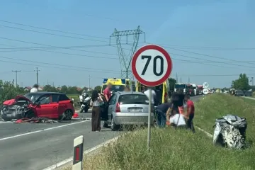 Te&scaron;ka nesreća na istoku zemlje: Sudar vi&scaron;e vozila, ima ozlijeđenih
