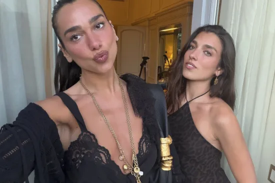 Jeste li znali da Dua Lipa ima sestru manekenku? Zanosna je ljepotica jedinstvenih očiju