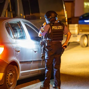 Kći mačetom napala oca i te&scaron;ko ga ozlijedila: Eskalirala obiteljska svađa