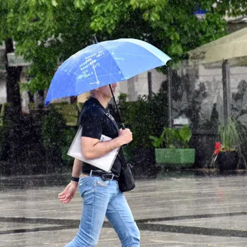Iz HZJZ-a poručuju: 'I nagli pad temperature kod osjetljivih može izazvati neke tegobe'