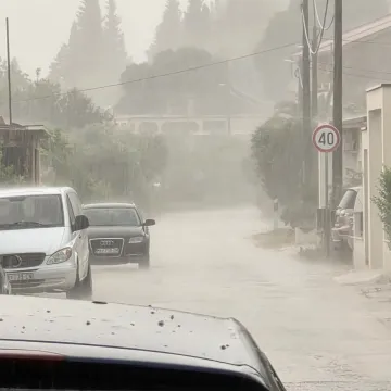 Ekstreman dan u Dalmaciji: Nakon temperaturnog rekorda, jedan dio pogodila tuča
