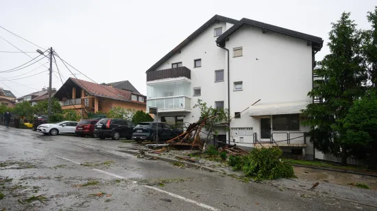 Stiže nagla i opasna promjena vremena: Osigurajte dom i automobil pred oluju, tuču i jak vjetar