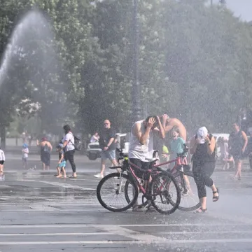 Rekordne vrućine: Mađarska dosegnula nestvarnu temperaturu, pogledajte koliko je izmjereno