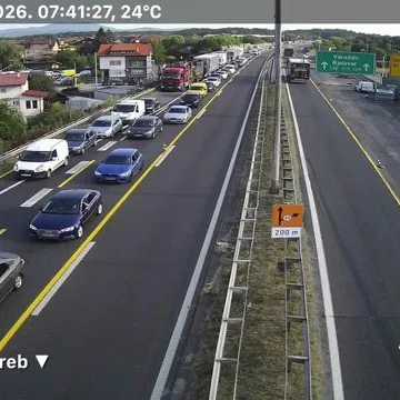 Kaos na ulazu u Zagreb zbog prometne nesreće, kolona je duga 14 kilometara