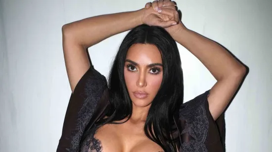 Kim Kardashian pozirala u minijaturnom bikiniju koji ostavlja malo toga ma&scaron;ti: 'Gori&scaron;'