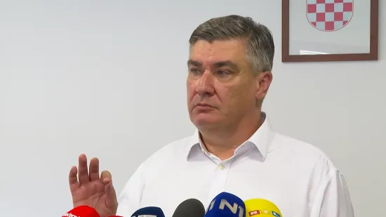Pogledajte kako je Milanović napao novinare u Slunju: 'Ajde, ajde, doviđenja!'