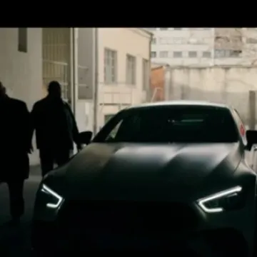 Snimljen u Zagrebu, meta su migranti, a promovira ga Elon Musk: 'Da nije tako lo&scaron; bio bi opasan'