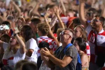 Hrvatska noćas neće spavati: 'Nama će leći peka, teletina i kumpiri, pa &scaron;to bude!'