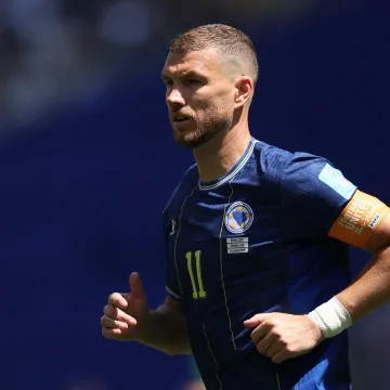 Edin Džeko se emotivnom porukom javio nakon ispadanja BiH sa Svjetskog prvenstva