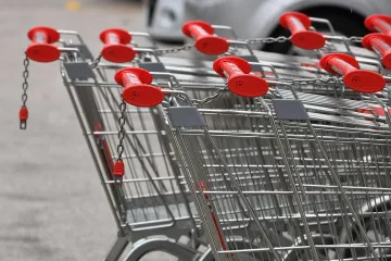 Nedjelja je, a vi ba&scaron; morate u trgovinu? Detaljan popis gdje možete obaviti kupovinu