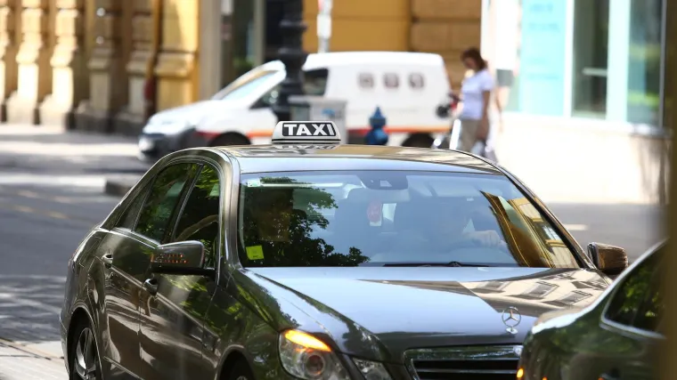 Kraj suludim cijenama taksija? Evo &scaron;to se sve mijenja: 'Konačno je do&scaron;ao taj dan'