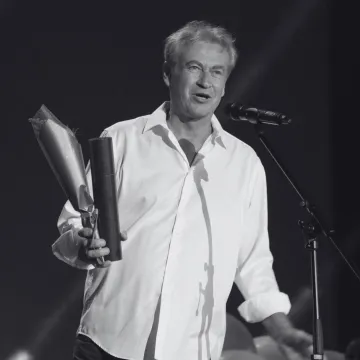 Preminuo je hrvatski redatelj Zrinko Ogresta