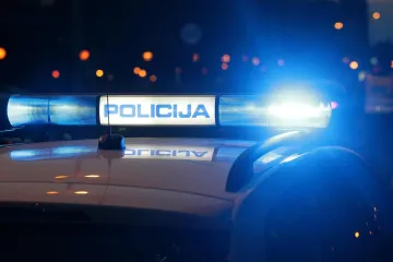 Onesvijestio mladića i nastavio ga tući, a onda splitskom policajcu slomio zub? Imamo detalje