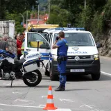 Motocikl sletio s ceste, jedna osoba poginula, druga ozlijeđena