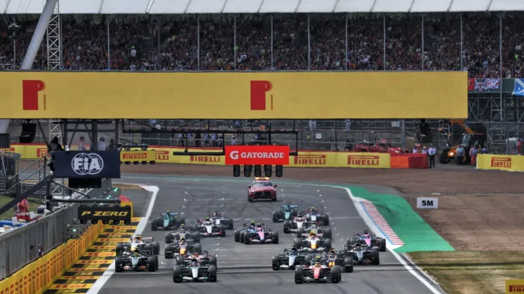 Antonelli &scaron;okirao Hamiltona i pobijedio u sprintu na VN Velike Britanije
