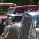 Vlasnici provozali oldtimere Novom Gradi&scaron;kom: 'Vozila su imala du&scaron;u'