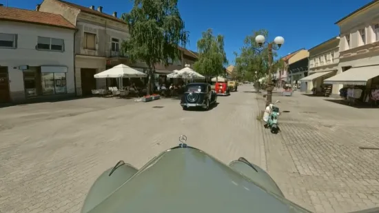 Oldtimeri odu&scaron;evili Novu Gradi&scaron;ku: 'Ne&scaron;to je posebno kad sjednete u taj auto'