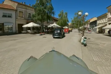 Oldtimeri odu&scaron;evili Novu Gradi&scaron;ku: 'Ne&scaron;to je posebno kad sjednete u taj auto'