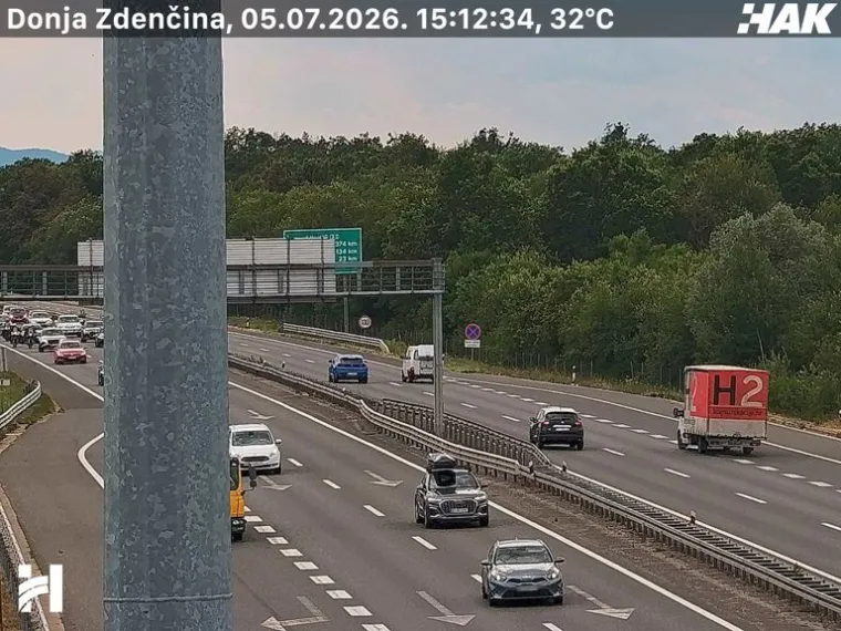 Kolone prema Zagrebu: Na A1 se zbog nesreća vozi usporeno i uz zastoje