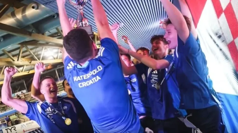 Hrvatska vaterpolo reprezentacija do 18 godina osvojila naslov prvaka svijeta