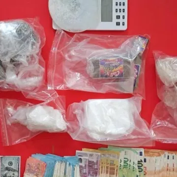 Na A1 zaustavili auto zbog mirisa marihuane: U vozilu na&scaron;li vi&scaron;e od 1,5 kg droge