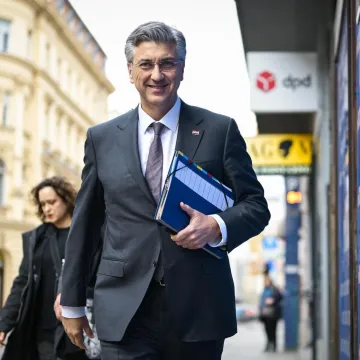 HDZ održava važnu sjednicu u Zagrebu: Očekuje se obraćanje Plenkovića
