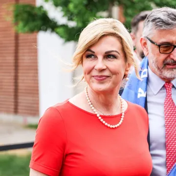 Kolinda Grabar-Kitarović reagirala na ispadanje Portugala: 'Mala nogometna utjeha'