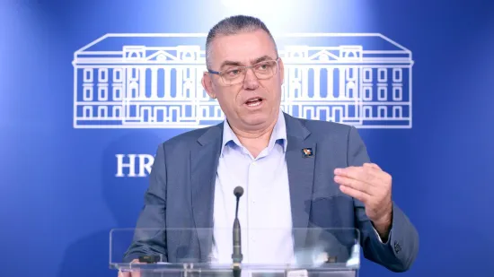 Ćipe žestoko udario po Novostima: 'Pljuju po Thompsonu i svemu &scaron;to ima veze s Hrvatskom'