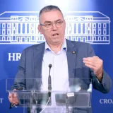Ćipe žestoko udario po Novostima: 'Pljuju po Thompsonu i svemu &scaron;to ima veze s Hrvatskom'