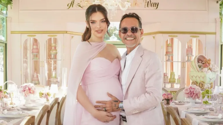 Marc Anthony ponovno iznenadio: S 30 godinu mlađom suprugom očekuje prinovu, svoje osmo dijete