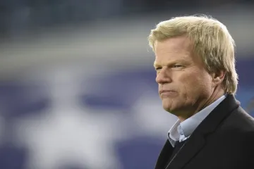 Kahn brutalno ismijao FIFA-u: 'Kad već mijenjate pravila, vratite nam i finale!'