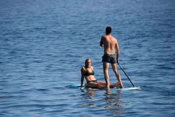 Bura nije &scaron;ala, a SUP može biti opasan: Doznajete kako se ne pona&scaron;ati na moru